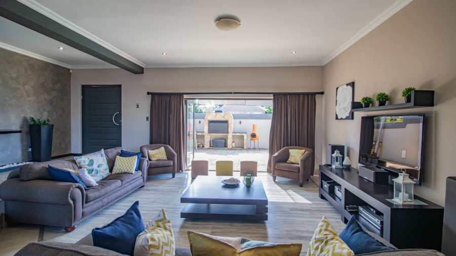 4 Bedroom Property for Sale in Blue Bend Eastern Cape